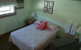 Betty Doon Motor Hotel